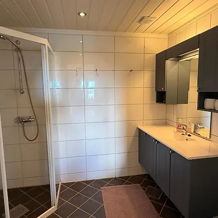 Leilighet Stylish 4-bedroom With Mountain Views! Beitostolen