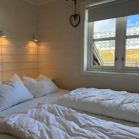 Appartement Stylish 4-bedroom With Mountain Views!