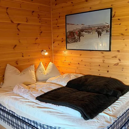 Leilighet Stylish 4-bedroom With Mountain Views!