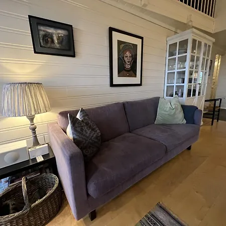 Stylish 4-bedroom With Mountain Views! Appartement Beitostolen