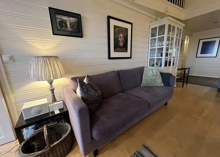 Stylish 4-bedroom With Mountain Views! Lägenhet Beitostolen